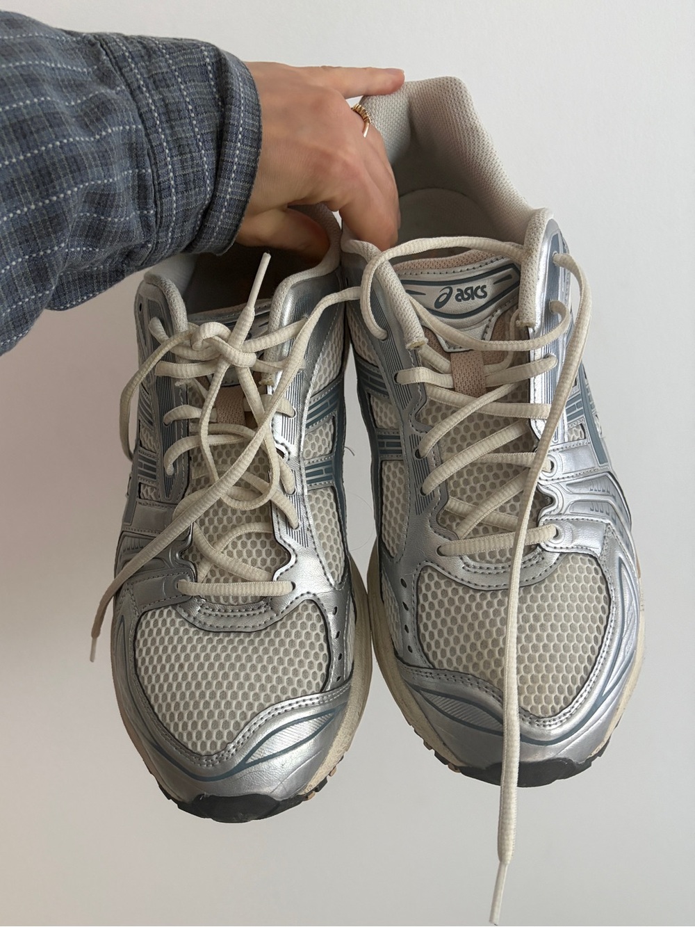 Asics Silver and Cream Mesh Lace-Up Running Shoes